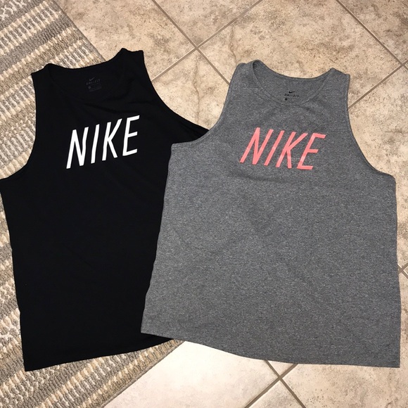 Nike Tops - Nike workout tops